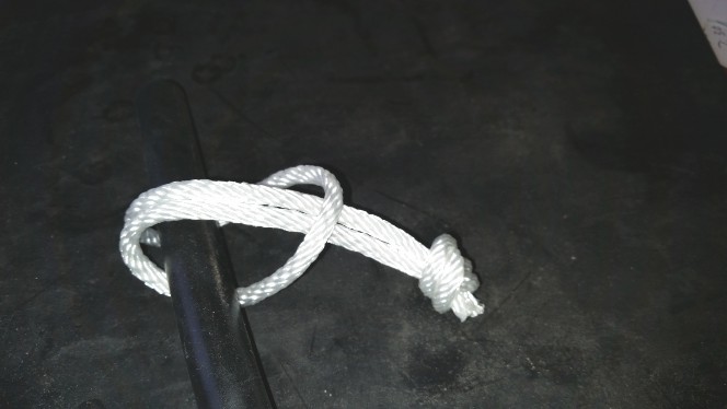 Rope loop, feed it through itself